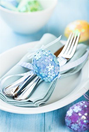 easter place setting with colorful easter eggs Stock Photo - Budget Royalty-Free & Subscription, Code: 400-06066344