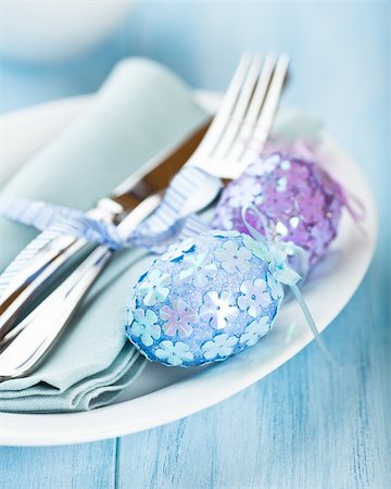 easter place setting with colorful easter eggs Stock Photo - Budget Royalty-Free & Subscription, Code: 400-06066358