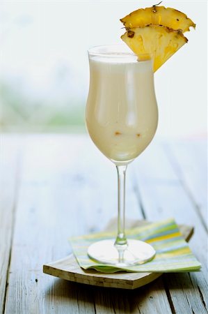 pina colada - pina colada, styled contemporary Photographie de stock - Aubaine LD & Abonnement, Code: 400-06068024