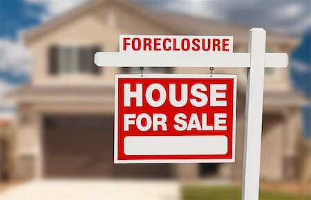 simsearch:400-04478863,k - Foreclosure House For Sale Sign in Front of Beautiful Home. Stock Photo - Budget Royalty-Free & Subscription, Code: 400-06069378