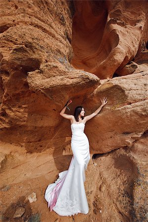 bride on the mountain Stock Photo - Budget Royalty-Free & Subscription, Code: 400-06060131