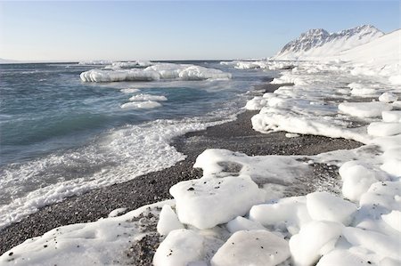 simsearch:400-05361285,k - Typical Arctic landscape - Spitsbergen, Svalbard Photographie de stock - Aubaine LD & Abonnement, Code: 400-06060496