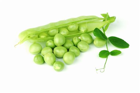 simsearch:400-04785141,k - Pea and leaf isolated on white Stock Photo - Budget Royalty-Free & Subscription, Code: 400-06062699