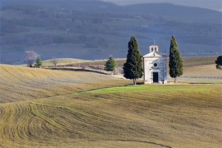 simsearch:879-09100871,k - Little church "Cappella della Madonna di Vitaleta", Val d'Orcia (Italy). Stock Photo - Budget Royalty-Free & Subscription, Code: 400-06063369