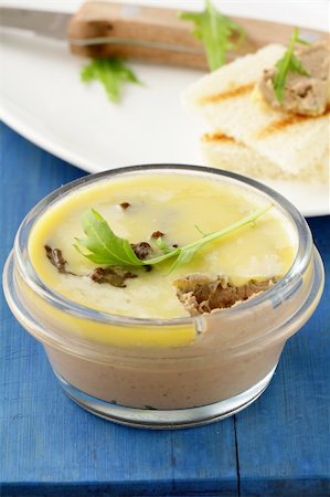 simsearch:400-05708291,k - Homemade chicken liver pate and piece of bread Stock Photo - Budget Royalty-Free & Subscription, Code: 400-06063516