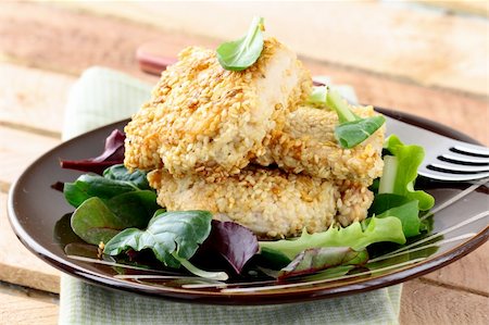 simsearch:400-04769812,k - fried chicken in sesame seeds with salad Stockbilder - Microstock & Abonnement, Bildnummer: 400-06063520