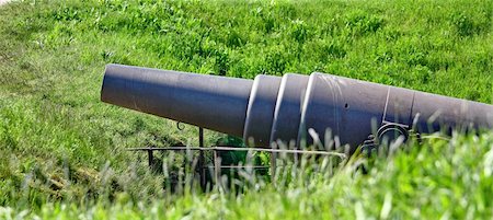 elinag (artist) - Old Russian Cannon in Suomenlinna Sveaborg Helsinki Finland Foto de stock - Super Valor sin royalties y Suscripción, Código: 400-06074592