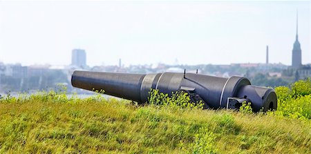 simsearch:400-05677294,k - Old Russian Cannon in Suomenlinna Sveaborg Helsinki Finland Stock Photo - Budget Royalty-Free & Subscription, Code: 400-06074593