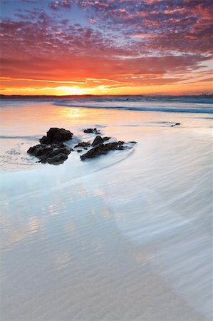 beautiful australian beach at twilight (snapper rocks,queensland,australia) Photographie de stock - Aubaine LD & Abonnement, Code: 400-06076868