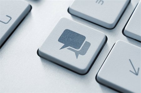 facebook - Speech bubble key button on the keyboard. Toned Image. Foto de stock - Super Valor sin royalties y Suscripción, Código: 400-06070158