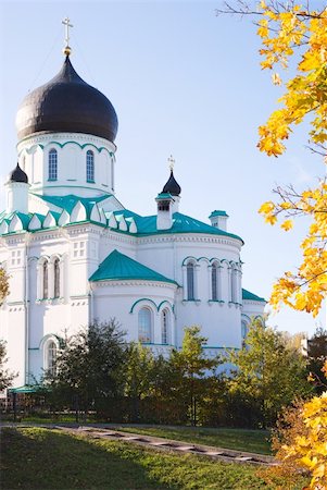 simsearch:400-05066814,k - Cathedral of the Archangel Michael, the city of Lomonosov, Leningrad Region Foto de stock - Super Valor sin royalties y Suscripción, Código: 400-06070423