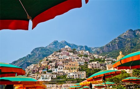 simsearch:400-07251311,k - Positano is a village and comune on the Amalfi Coast (Costiera Amalfitana), in Campania, Italy. Foto de stock - Super Valor sin royalties y Suscripción, Código: 400-06086546