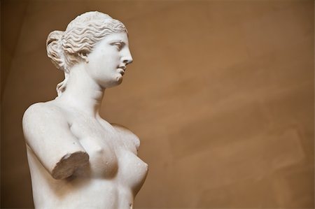 simsearch:841-03677490,k - Statue of the Greek goddess Aphrodite, discovered on the island of Melos ("Milo", in modern Greek), Louvre Museum, Paris Stock Photo - Budget Royalty-Free & Subscription, Code: 400-06086559
