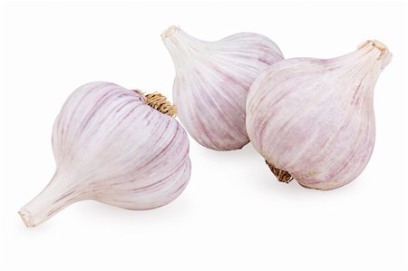 simsearch:400-07916427,k - Closeup of three purple garlic isolated on white background Foto de stock - Super Valor sin royalties y Suscripción, Código: 400-06087582