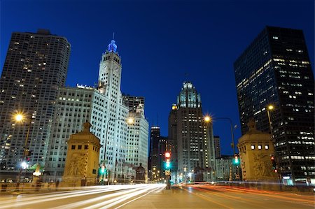 Image of busy traffic at the street of Chicago during  sunset blue hour. Stock Photo - Budget Royalty-Free & Subscription, Code: 400-06087598