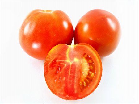 simsearch:400-07288793,k - Fresh Red tomatoes isolated on white background Photographie de stock - Aubaine LD & Abonnement, Code: 400-06088144