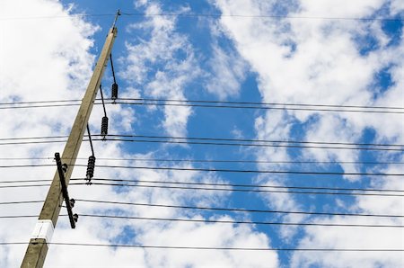 simsearch:400-04782405,k - Electricity post and blue sky in the city Photographie de stock - Aubaine LD & Abonnement, Code: 400-06088561