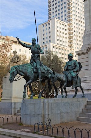 sancho panza - square of Spain and Servantes monument  in Madrid, Spain Fotografie stock - Microstock e Abbonamento, Codice: 400-06089143