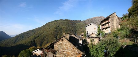 simsearch:400-03911122,k - scareno - small village in the mountain of Italy Foto de stock - Royalty-Free Super Valor e Assinatura, Número: 400-06083317
