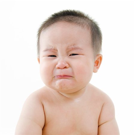 simsearch:400-06077328,k - Crying Asian baby on white background Foto de stock - Super Valor sin royalties y Suscripción, Código: 400-06083645