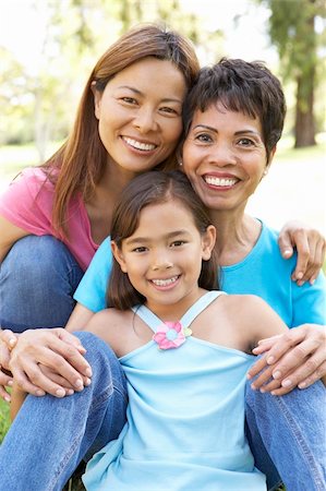 simsearch:400-06097548,k - Grandmother With Daughter And Granddaughter In Park Photographie de stock - Aubaine LD & Abonnement, Code: 400-06097545