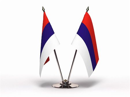 simsearch:400-06105879,k - Miniature Flag of Serbia  (Isolated with clipping path) Photographie de stock - Aubaine LD & Abonnement, Code: 400-06098730