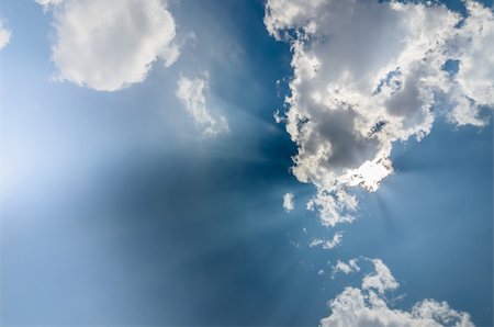 simsearch:400-05304842,k - clouds and sun in blue sky in the nature Stockbilder - Microstock & Abonnement, Bildnummer: 400-06099588