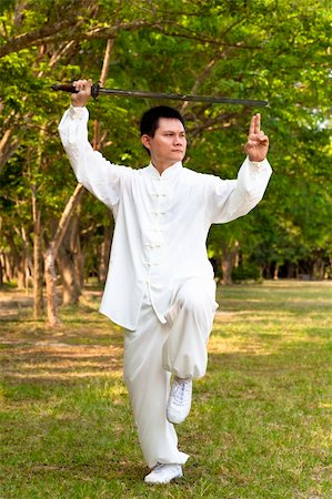 simsearch:400-06860112,k - chinese kung fu with sword Stock Photo - Budget Royalty-Free & Subscription, Code: 400-06091146