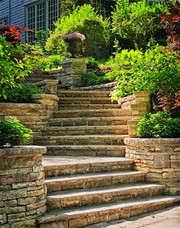 elenathewise (artist) - Natural stone stairs landscaping in home garden Photographie de stock - Aubaine LD & Abonnement, Code: 400-06092324