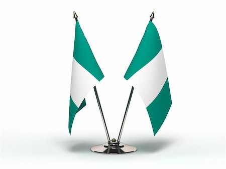 simsearch:400-06395631,k - Miniature Flag of Nigeria (Isolated with clipping path) Photographie de stock - Aubaine LD & Abonnement, Code: 400-06105880