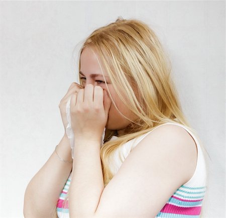 plump girls - cold blonde girl with the handkerchief on a white background Photographie de stock - Aubaine LD & Abonnement, Code: 400-06107022