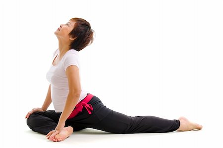 simsearch:400-05706252,k - Mature Asian woman in yoga, isolated on white Foto de stock - Super Valor sin royalties y Suscripción, Código: 400-06107325