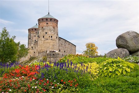 simsearch:400-04322343,k - Olavinlinna medieval castle in eastern Finland in the city of Savonlinna Stock Photo - Budget Royalty-Free & Subscription, Code: 400-06100272