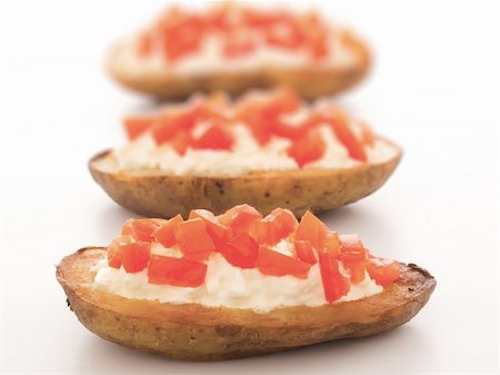 simsearch:400-08429627,k - close up of potato skins Photographie de stock - Aubaine LD & Abonnement, Code: 400-06100928