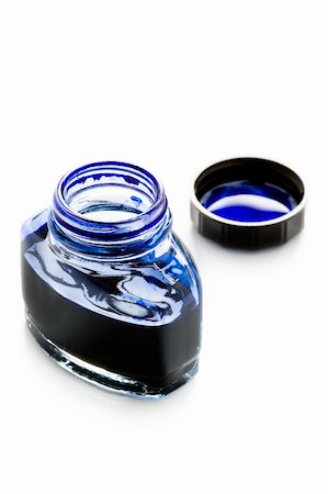 eelnosiva (artist) - an open bottle of blue writing ink Foto de stock - Royalty-Free Super Valor e Assinatura, Número: 400-06102226