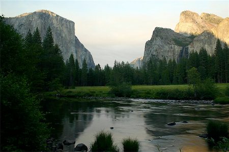 Dusk on the Valley in Yosemite National Park, California, U.S.A. Foto de stock - Super Valor sin royalties y Suscripción, Código: 400-06128455