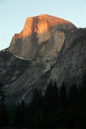 simsearch:400-07224381,k - Half Dome at Sunset in Yosemite National Park, California, U.S.A. Stock Photo - Budget Royalty-Free & Subscription, Code: 400-06128452