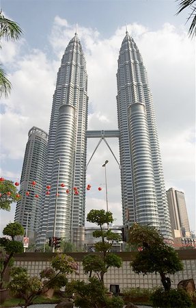 Petronas Twin Towers, Kuala Lumpur, Malaysia Stock Photo - Budget Royalty-Free & Subscription, Code: 400-06128890