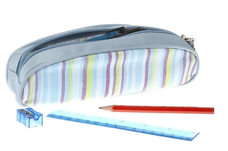 Pencil case on a white background Photographie de stock - Aubaine LD & Abonnement, Code: 400-06129868