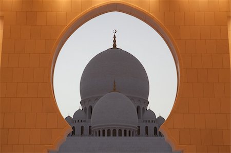 Abu Dhabi Sheikh Zayed White Mosque Stock Photo - Budget Royalty-Free & Subscription, Code: 400-06135625