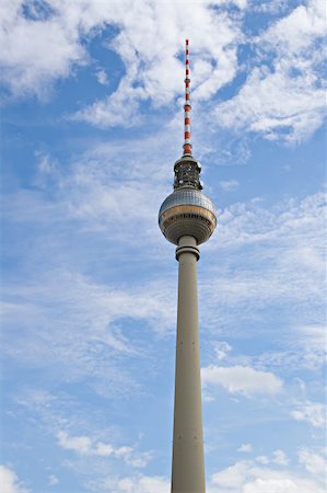 simsearch:400-06866456,k - View of television tower in Berlin, Germany Fotografie stock - Microstock e Abbonamento, Codice: 400-06136830