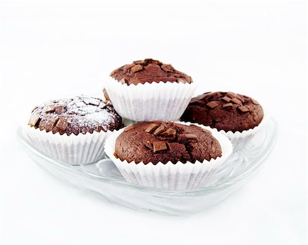 Fresh baked chocolate muffins Photographie de stock - Aubaine LD & Abonnement, Code: 400-06137263