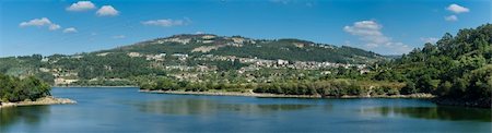 douro - Panoramic view of Douro Valley. Portugal's port wine region. Point of interest in Portugal. Foto de stock - Super Valor sin royalties y Suscripción, Código: 400-06138309