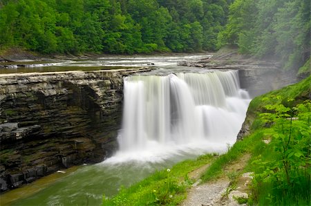 This is located in Upstate New York. Stock Photo - Budget Royalty-Free & Subscription, Code: 400-06139446