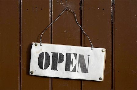 Open sign pinned onto a painted wooden door Stock Photo - Budget Royalty-Free & Subscription, Code: 400-06130057