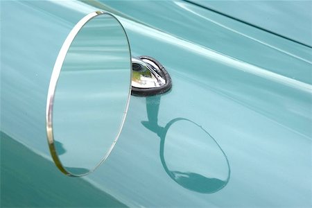 Car wing mirror Photographie de stock - Aubaine LD & Abonnement, Code: 400-06131822