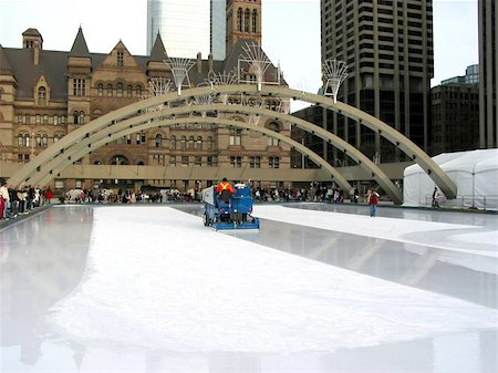 Zamboni on public skating rink in downtown Toronto Stock Photo - Budget Royalty-Free & Subscription, Code: 400-06132568