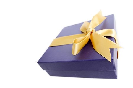 simsearch:400-05747950,k - gift box with ribbon Foto de stock - Super Valor sin royalties y Suscripción, Código: 400-06132673