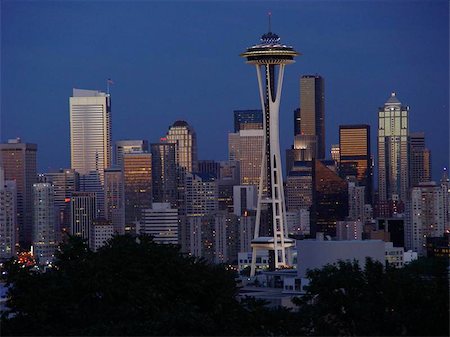 Seattle Skyline at last light, view of space needle Foto de stock - Super Valor sin royalties y Suscripción, Código: 400-06132908