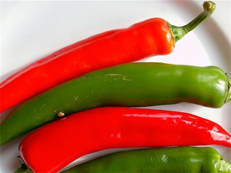 simsearch:400-03990114,k - hot peppers Photographie de stock - Aubaine LD & Abonnement, Code: 400-06133714